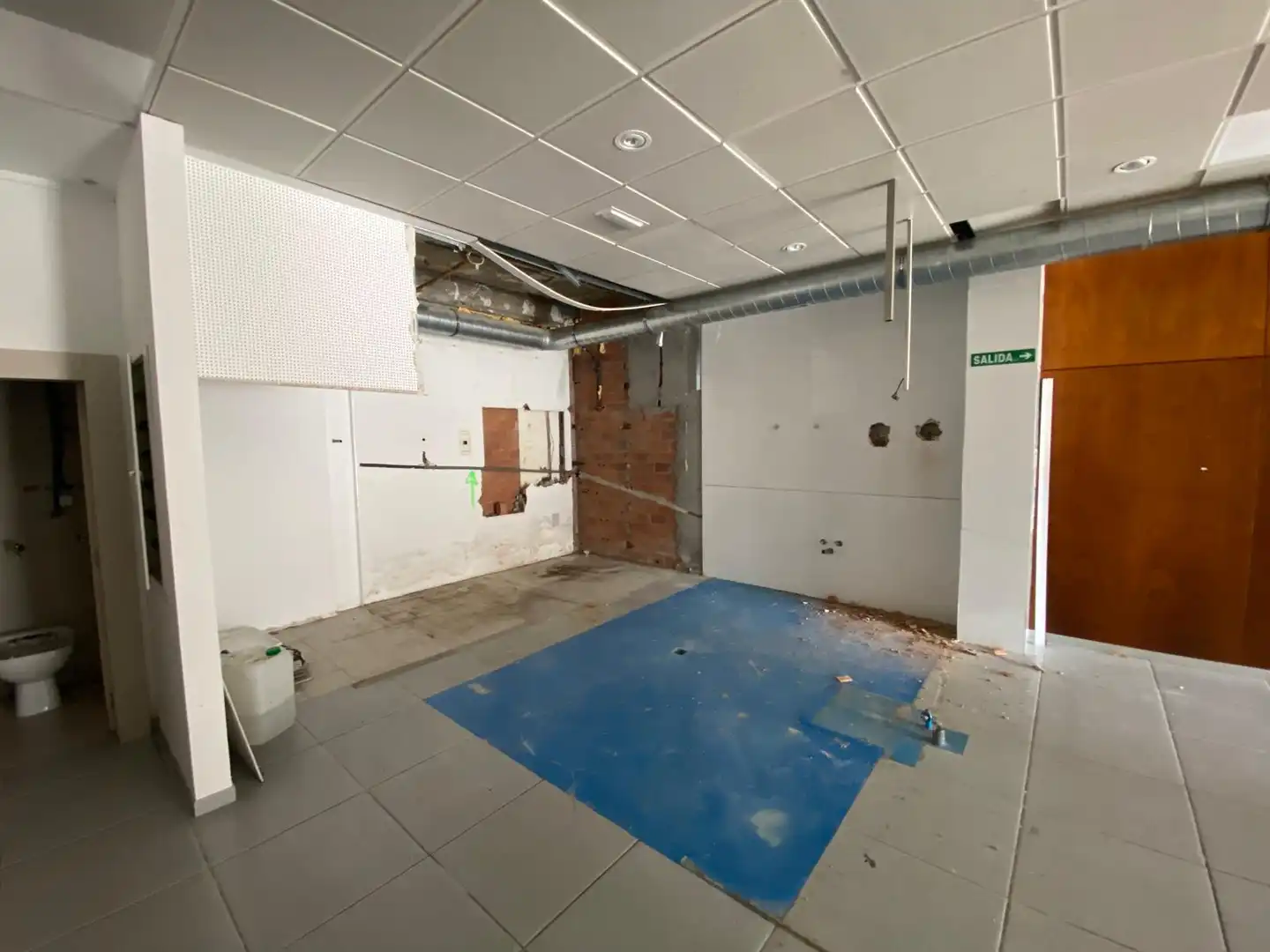 Geschaftsraum zur Miete in Vigo  mit Klimaanlage und Terrasse
