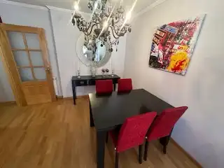 Esszimmer von Wohnungen zur Miete in León Capital  mit Heizung, Parkett und Terrasse