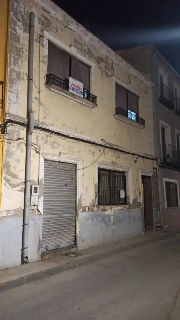 Vista exterior de Casa adosada en venda en Orihuela amb Balcó