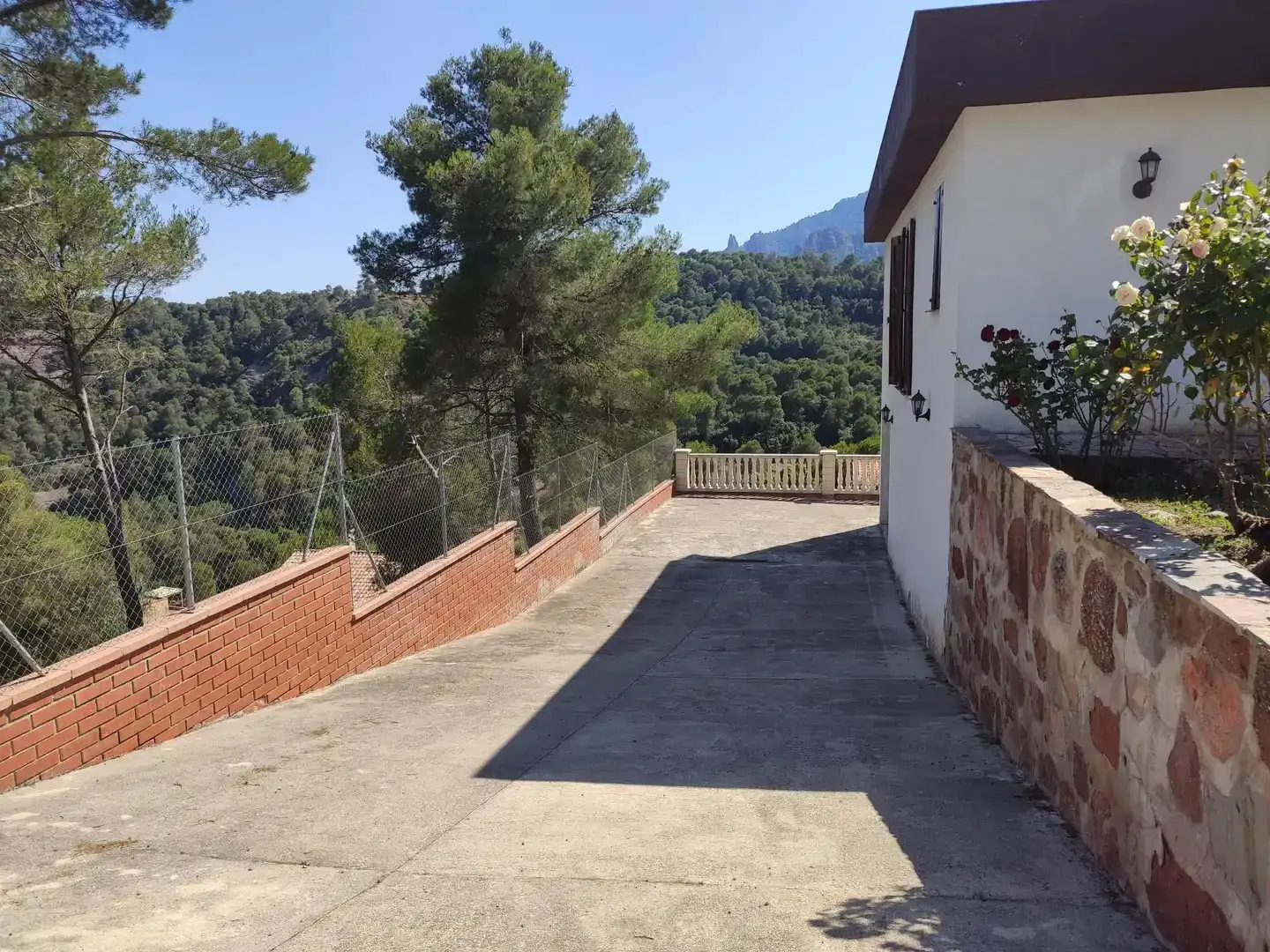 Terrassa de Casa o xalet en venda en Sant Llorenç Savall amb Balcó