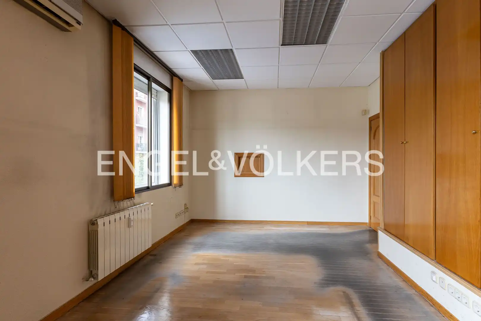 Flat for sale in Madrid  with Heating