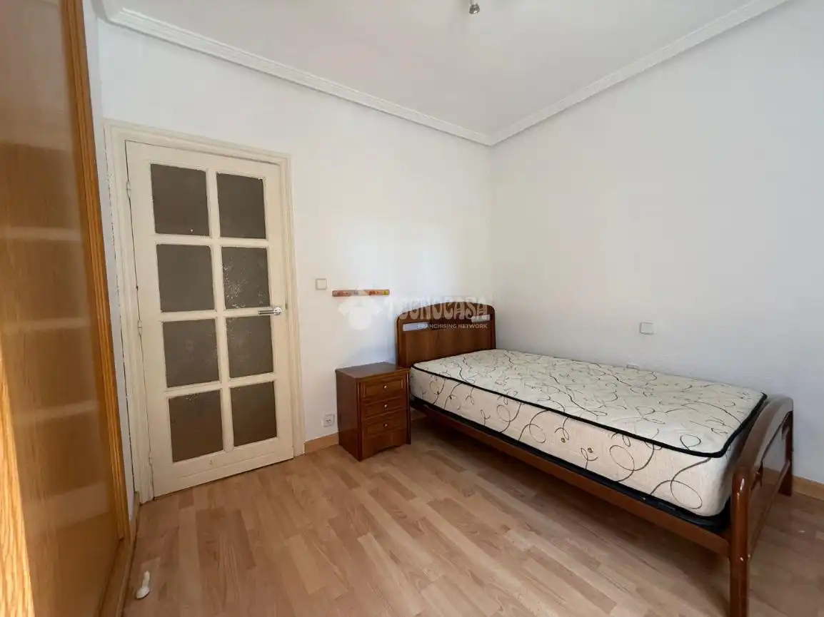 Bedroom of Flat for sale in Alcalá de Henares  with Heating
