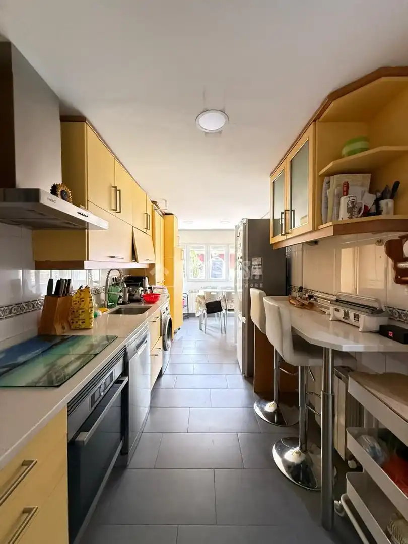 Cocina de Casa adosada en venta en Móstoles con Calefacción y Jardín privado