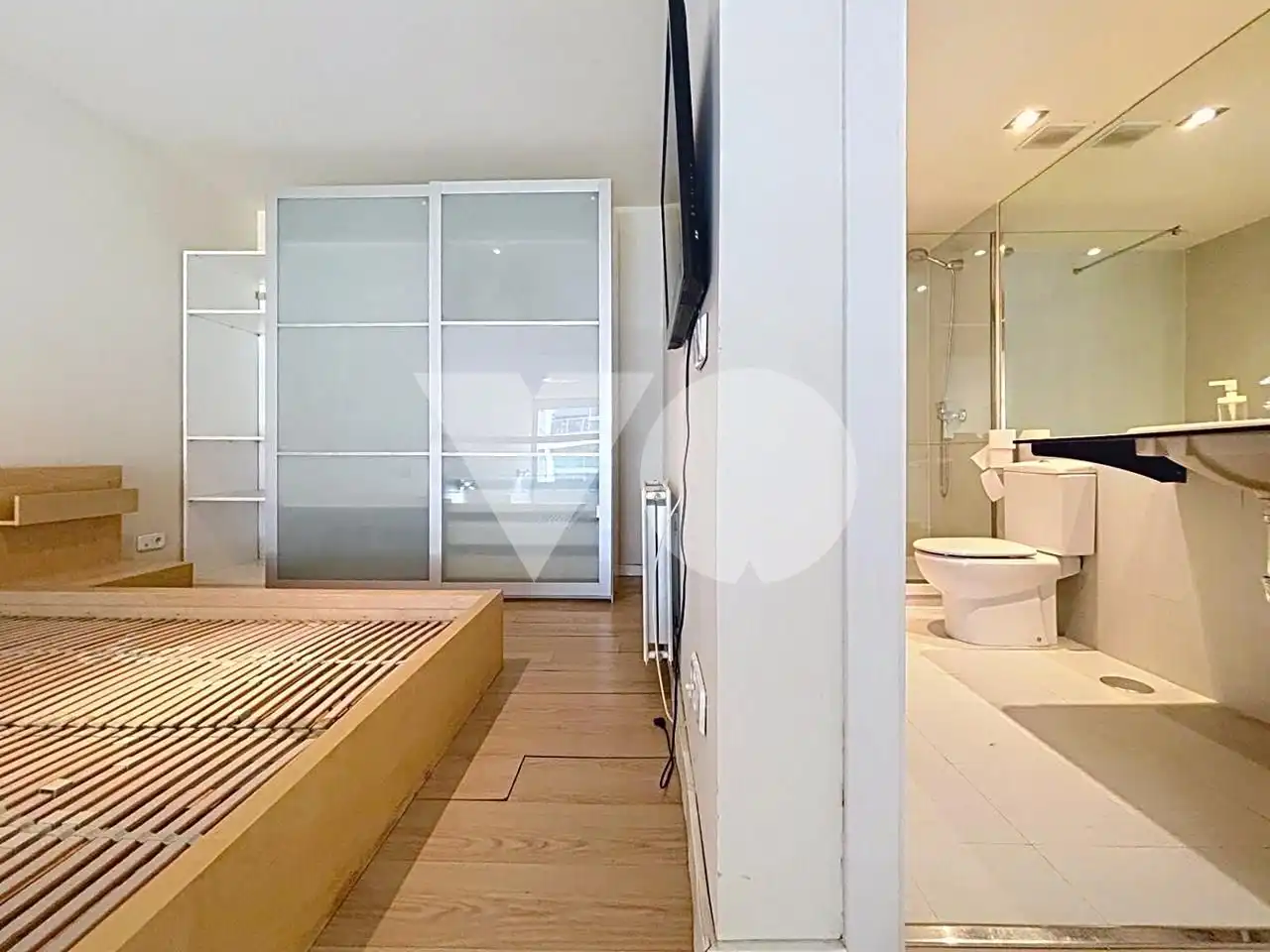 Habitación de Dúplex en venta en San Blas