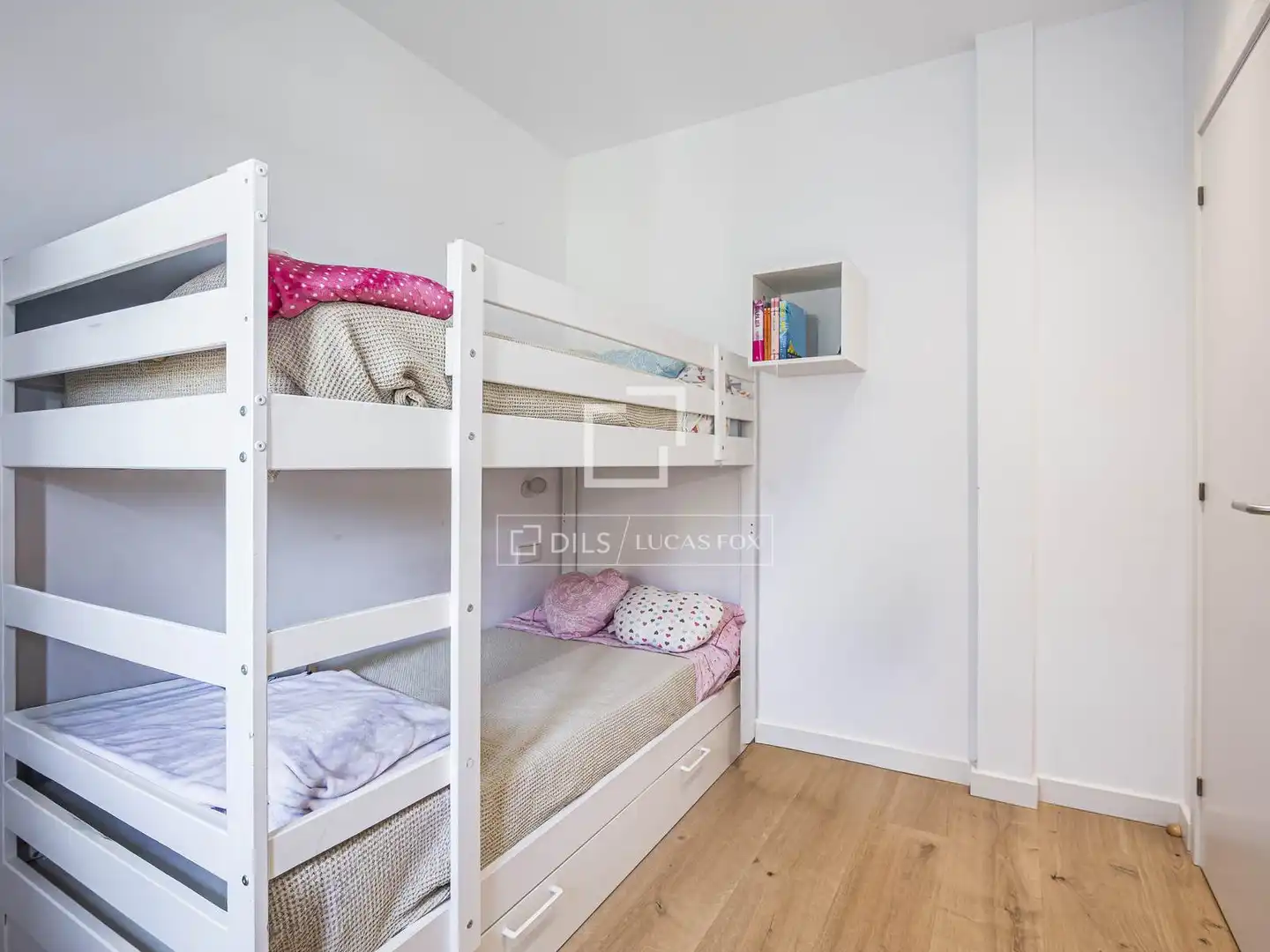Dormitori de Casa o xalet en venda en Sant Cugat del Vallès amb Aire condicionat, Calefacció i Piscina