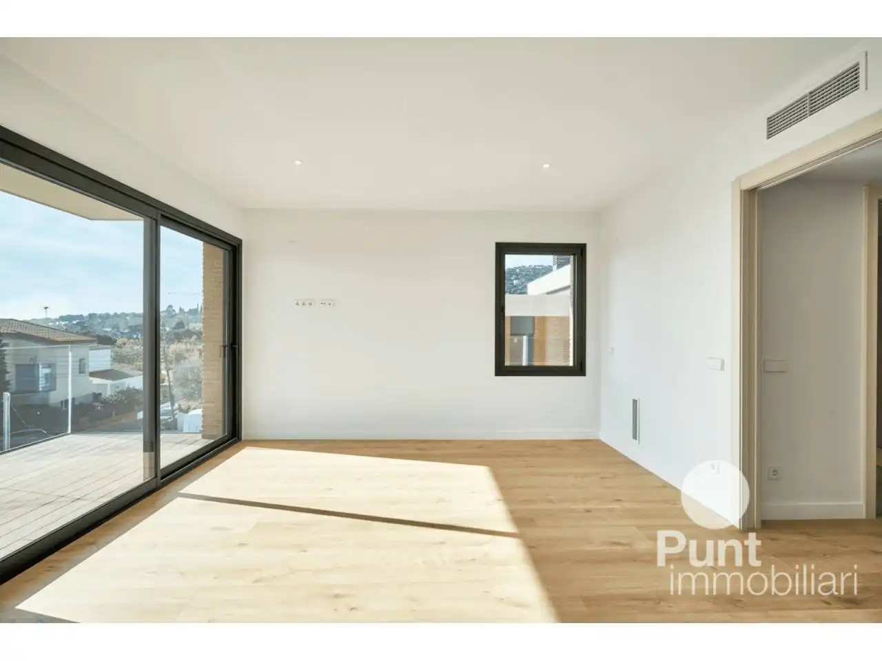 Living room of Houses for sale in Premià de Dalt  with Air Conditioner and Heating
