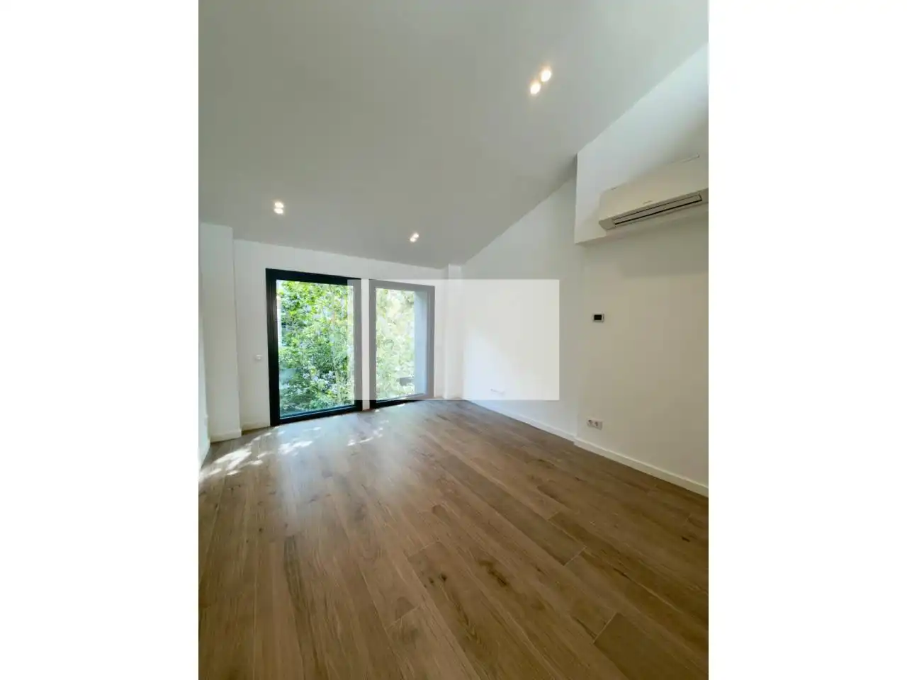 Habitación de Dúplex de alquiler en Sabadell con Aire acondicionado, Calefacción y Parquet