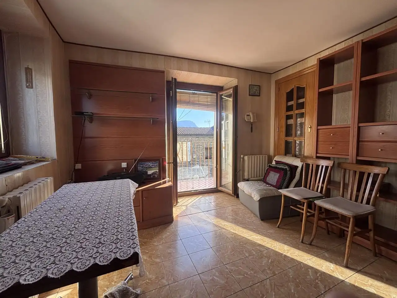 Sala d'estar de Casa o xalet en venda en Ribera d'Urgellet amb Calefacció, Moblat i Alarma