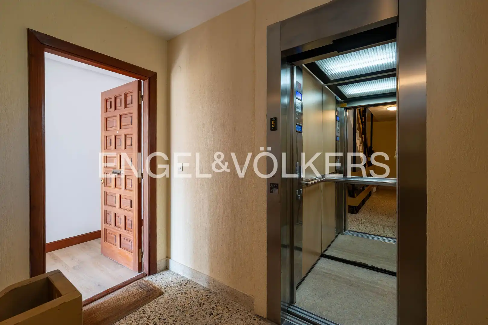 Wohnung zum Verkauf in Zarautz mit Heizung und Terrasse