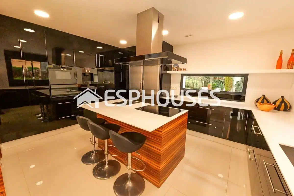Casa con terraza en venta en Playa del Acequión, Náufragos y Rocío del Mar, imagen 2