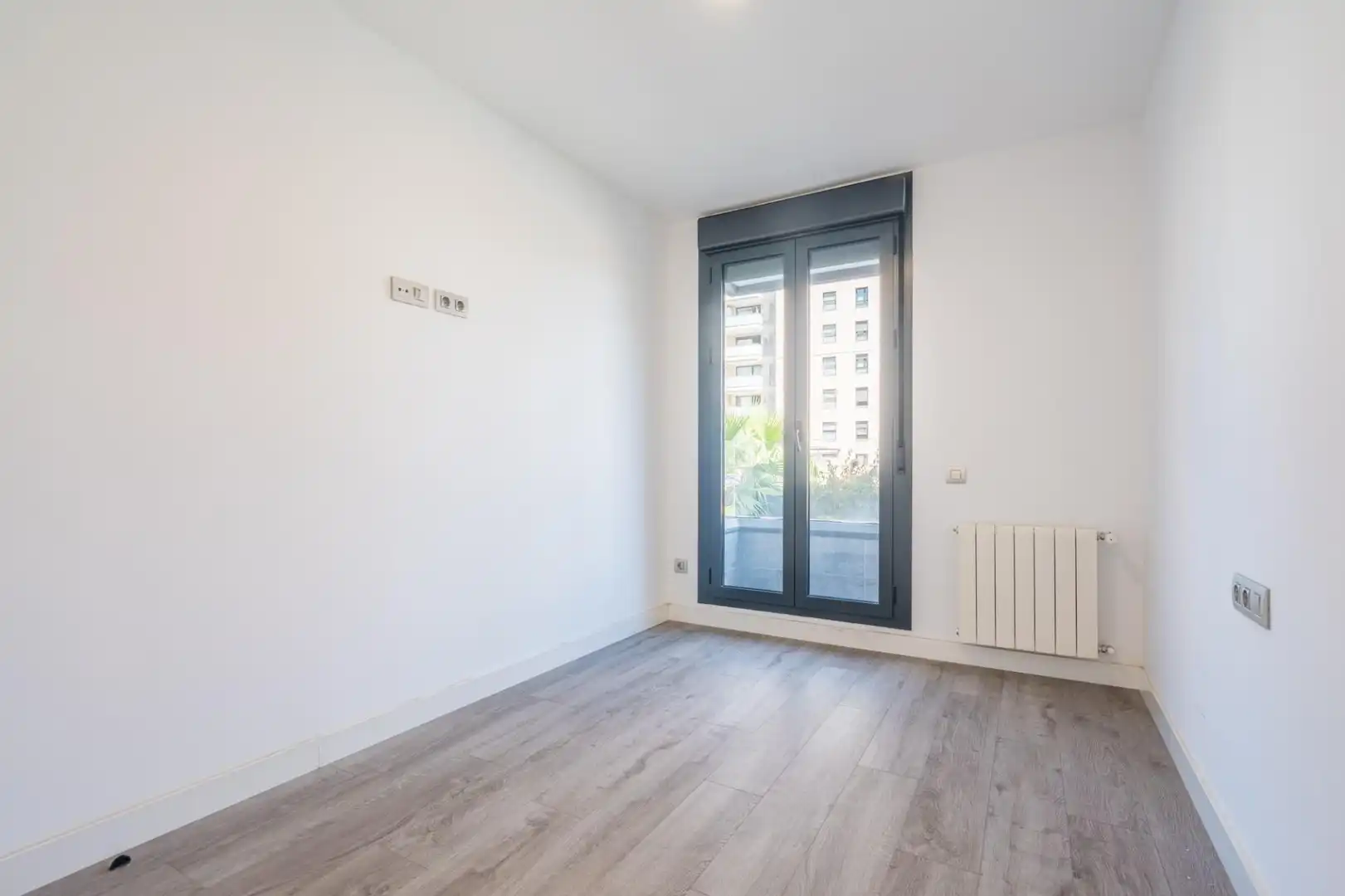 Habitación de Piso en venta en Valencia con Aire acondicionado, Calefacción y Jardín privado