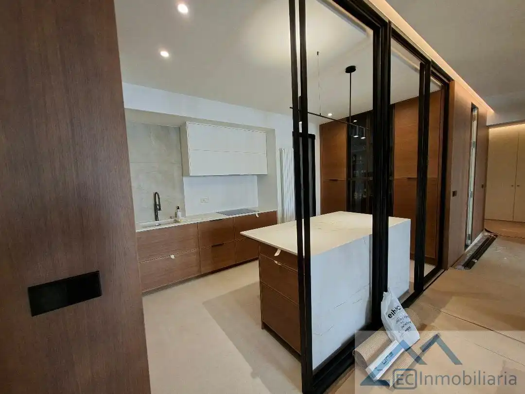 Cocina de Piso en venta en Santander con Calefacción y Trastero