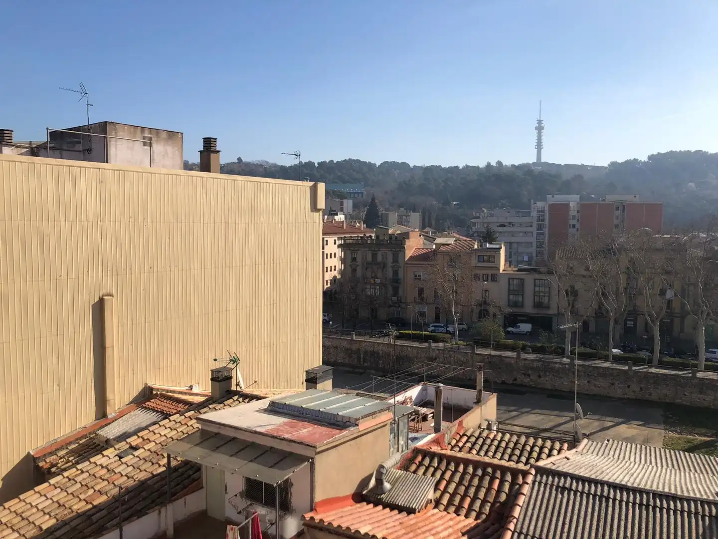 Vista exterior de Piso en venta en Girona con Terraza y Amueblado