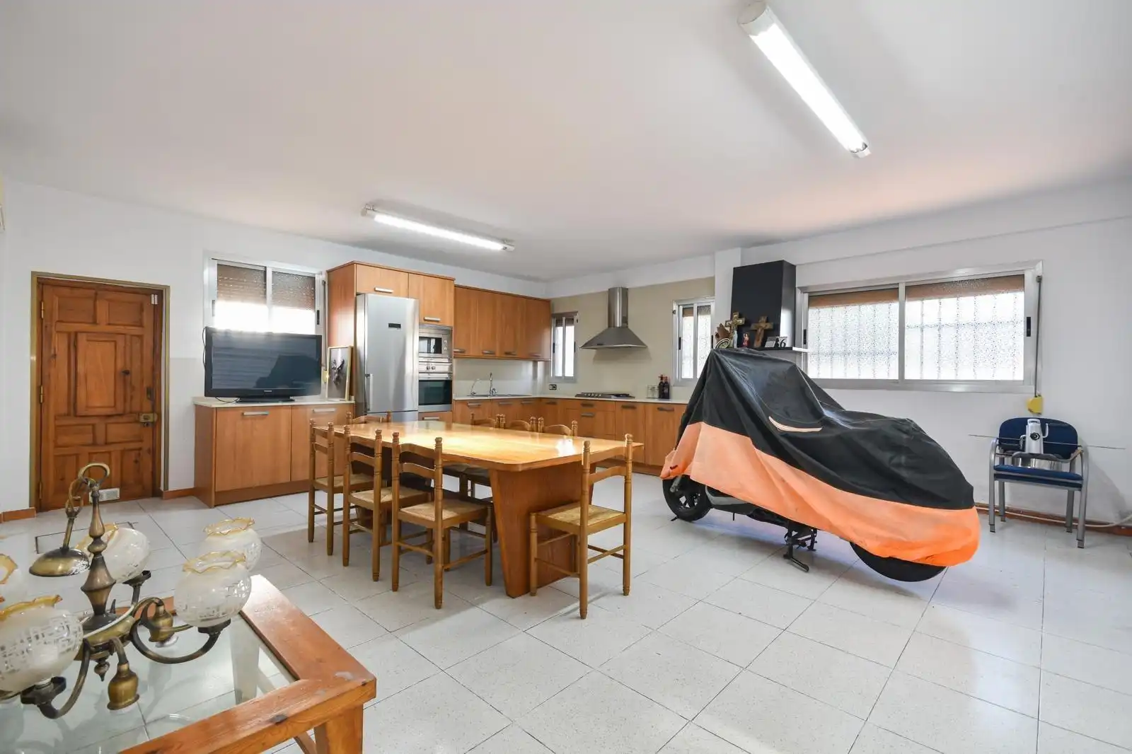Cocina de Casa o chalet en venta en Santa Perpètua de Mogoda con Aire acondicionado, Calefacción y Jardín privado