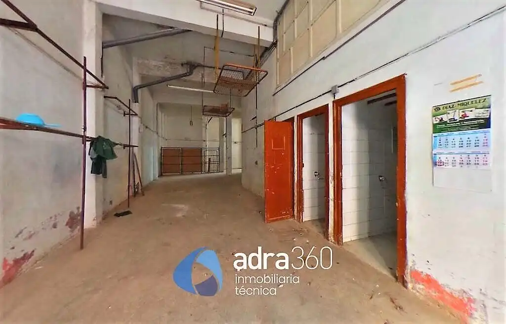 Local comercial en venta en Vélez de Guevara, imagen 8