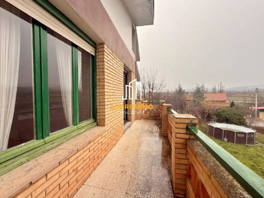 Terrace of Houses for sale in Tricio  with Heating, Private garden and Parquet flooring