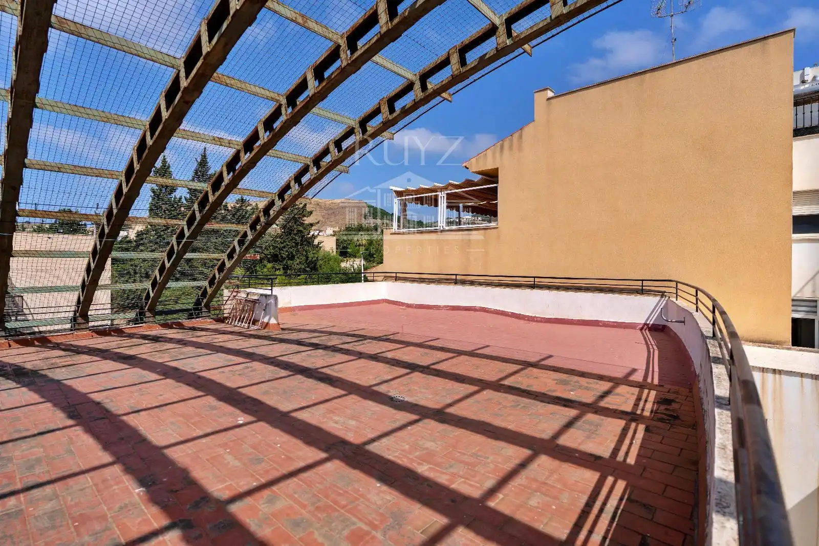 Terraza de Piso en venta en Motril con Aire acondicionado, Calefacción y Trastero