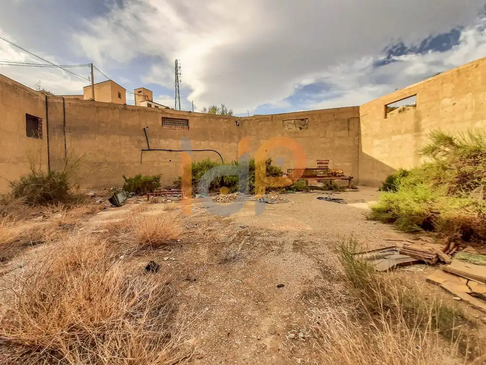 Industrial land for sale in Alhabia