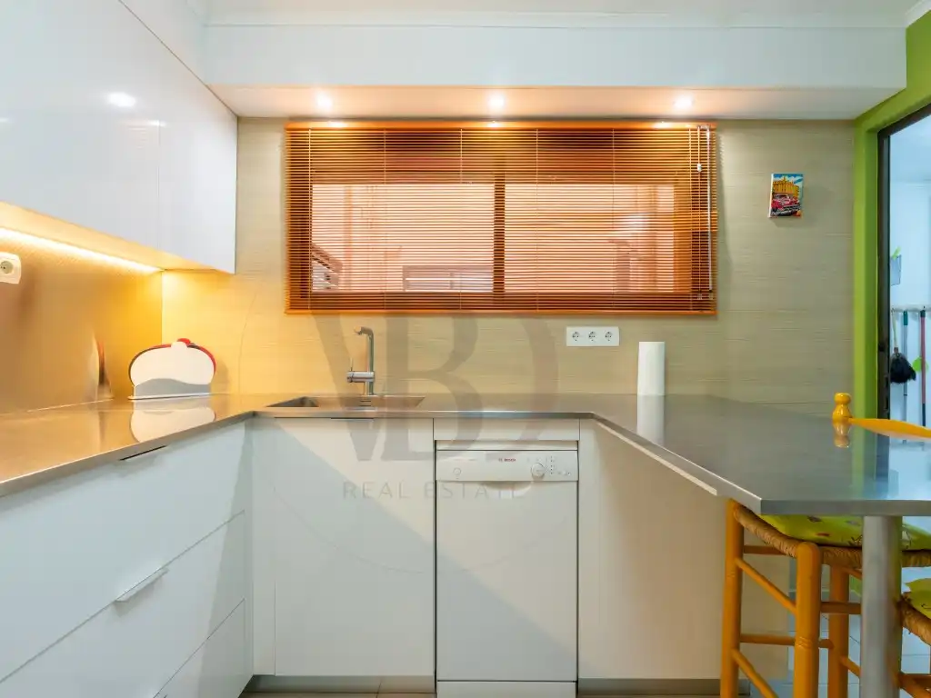 Kitchen of Apartments for sale in Eivissa  with Air Conditioner, Furnished and Oven