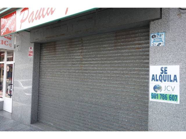 Local comercial en Alquiler en Avenida Emilio Martínez Sánchez en Curtis