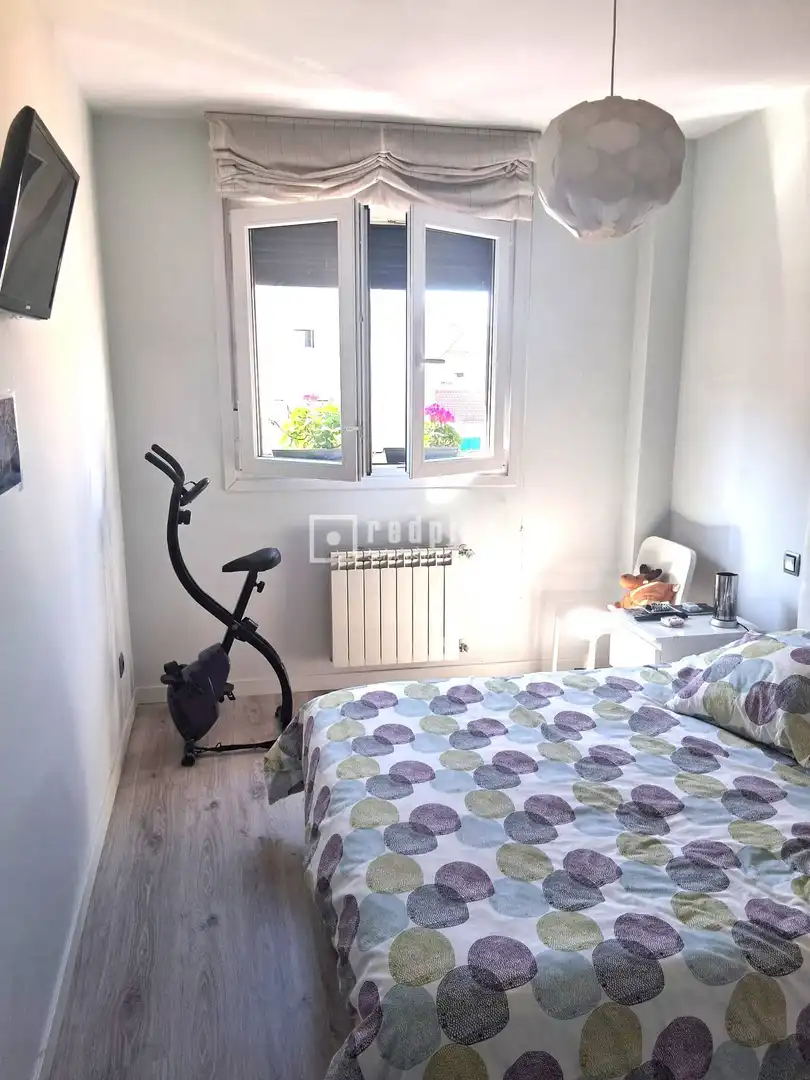 Schlafzimmer von Wohnung zum Verkauf in Madrid mit Klimaanlage, Heizung und Terrasse
