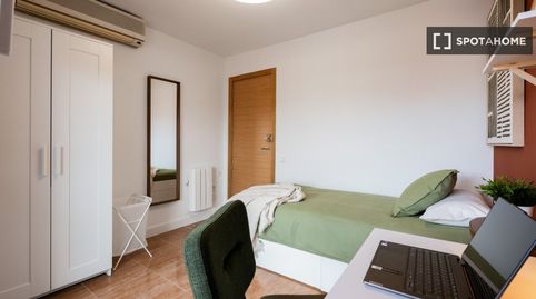Foto 4 de Habitació a Can Rull, Sabadell