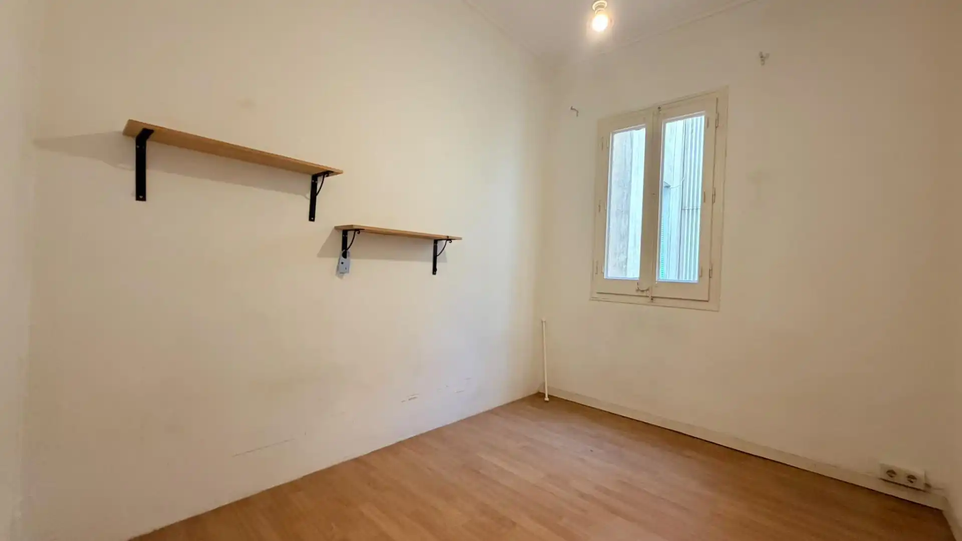 Habitación de Piso en venta en Barcelona con Parquet