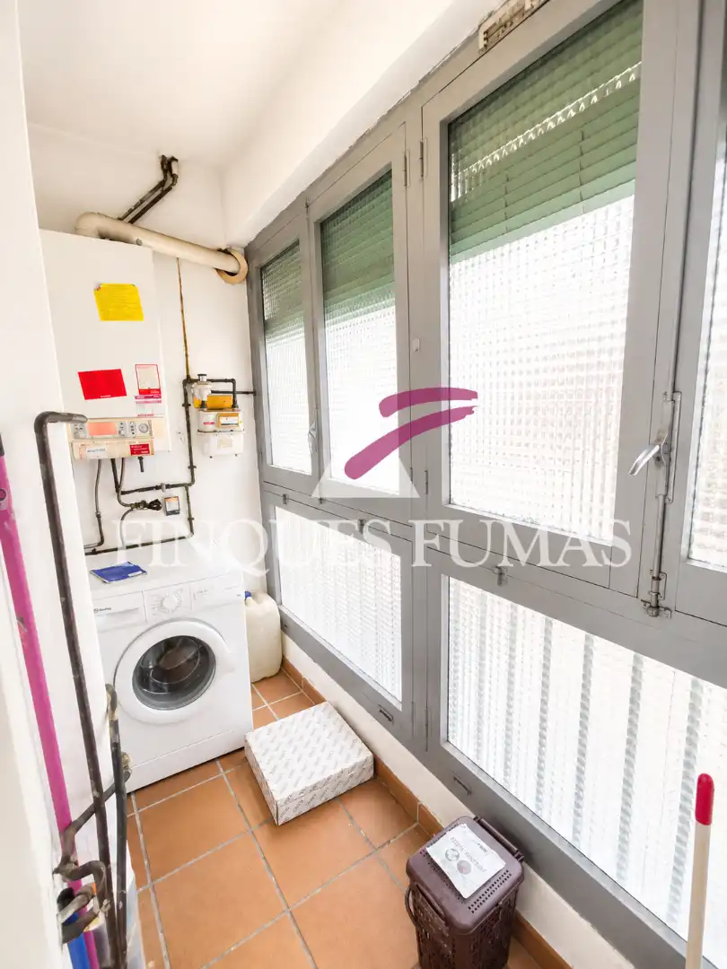 Terraza de Piso en venta en Tàrrega con Calefacción, Horno y Balcón