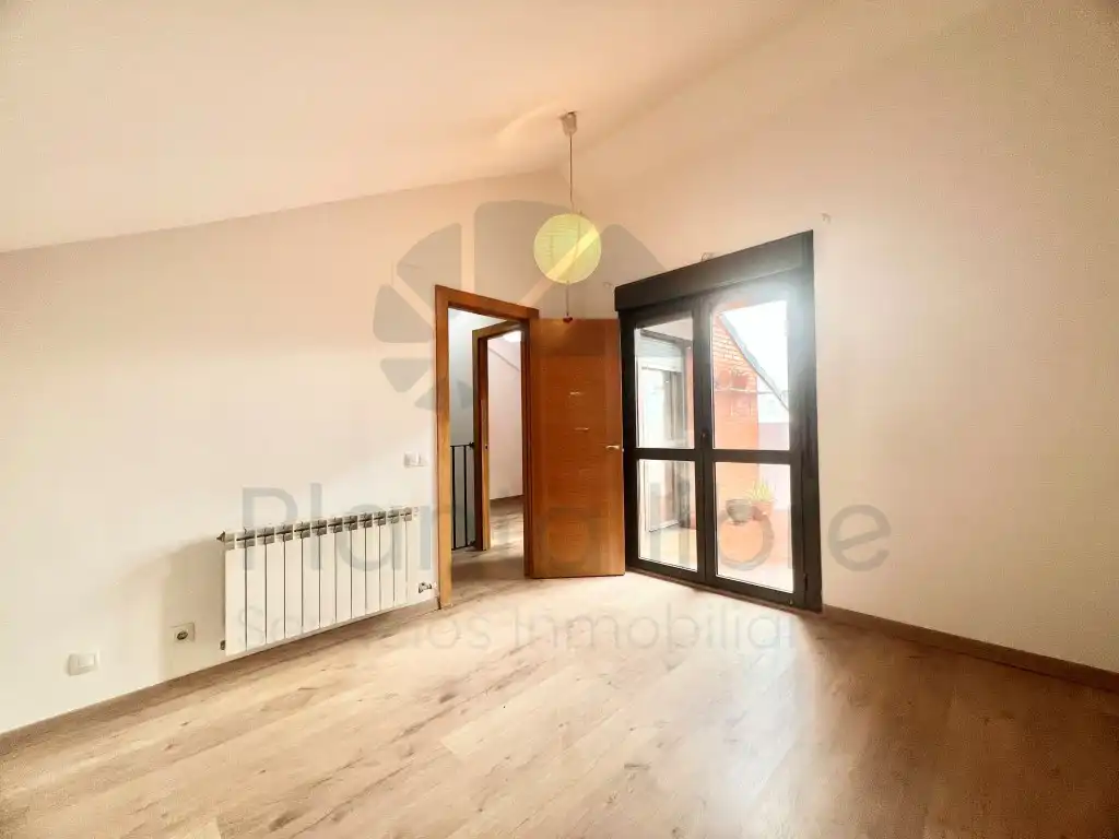 Duplexes for sale in Villamediana de Iregua  with Terrace and Swimming Pool