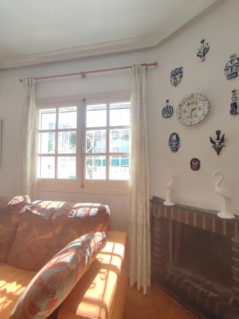 Habitación de Casa adosada en venta en San Pedro del Pinatar con Aire acondicionado, Calefacción y Jardín privado