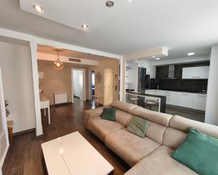 Living room of Flat for sale in  Zaragoza Capital  with Air Conditioner, Heating and Terrace