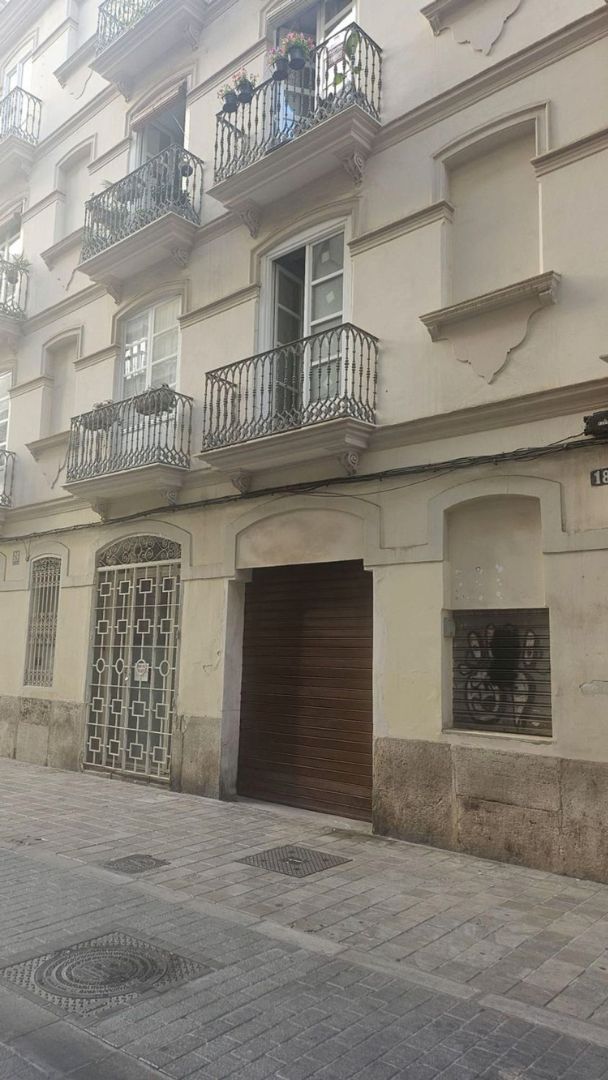 Vista exterior de Pis en venda en  Valencia Capital amb Terrassa