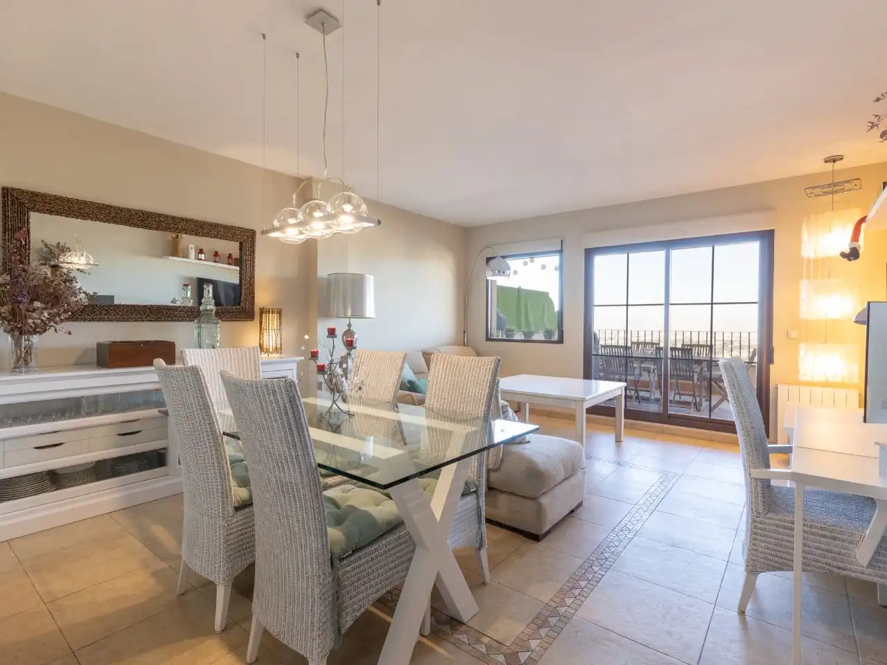 Dining room of Flat for sale in Barrio de la Vega
