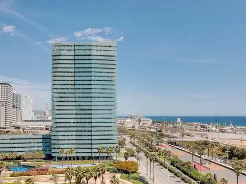Flat with terrace to rent in Passeig de Garcia Fària, imagen 9