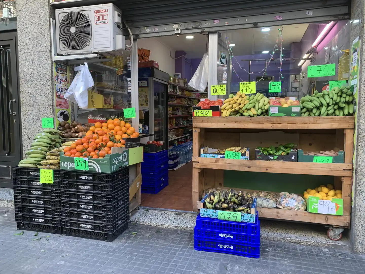 Local comercial en venda a Carrer de Mossèn Jacint Verdaguer, imagen 2