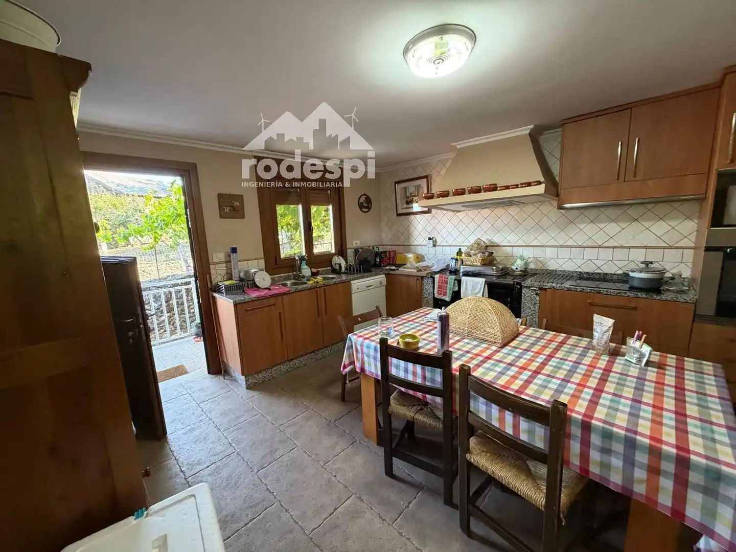 Cocina de Casa o chalet en venta en Covelo con Calefacción, Terraza y Piscina