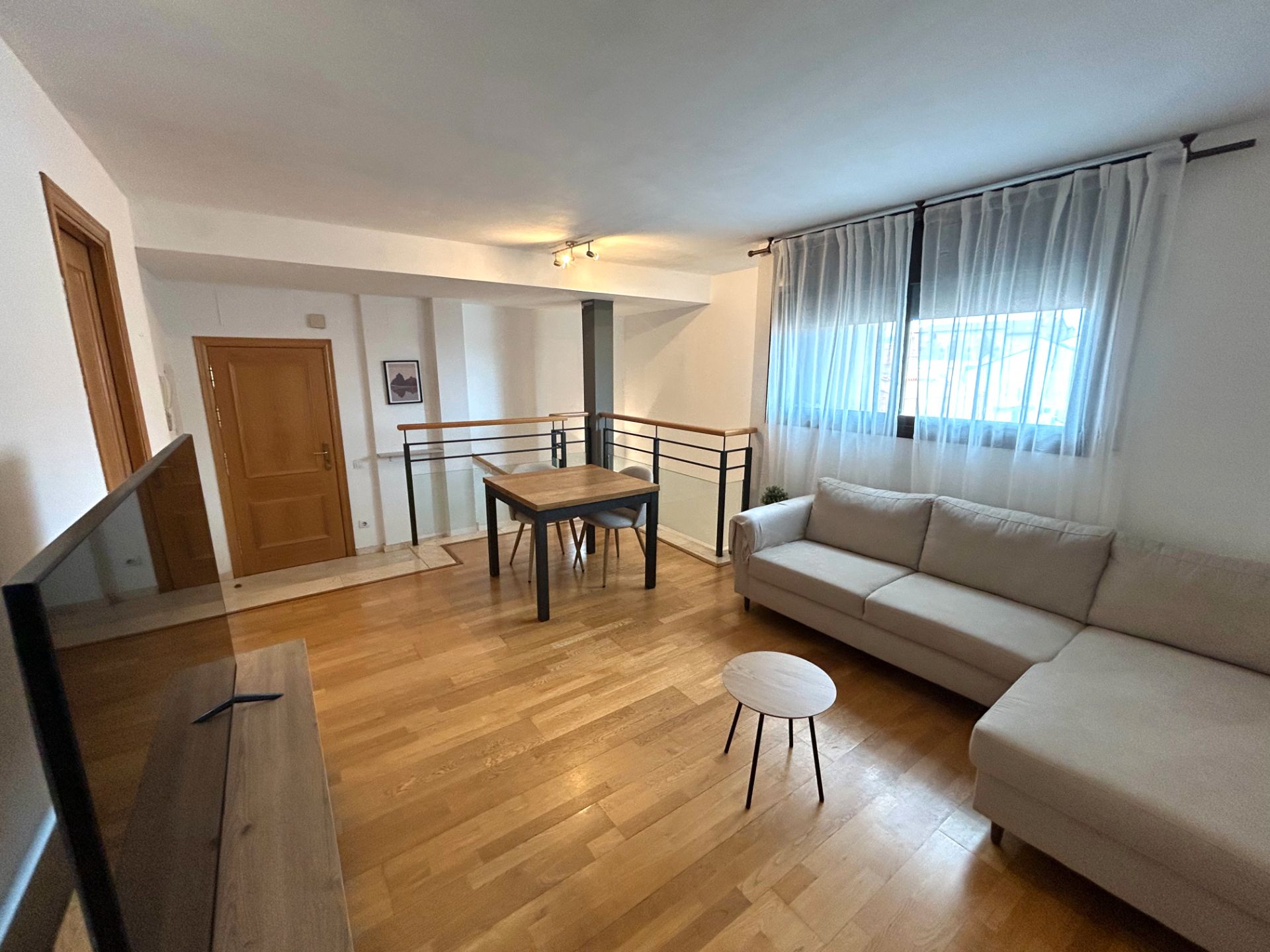 Sala d'estar de Dúplex en venda en Granollers amb Aire condicionat, Calefacció i Traster