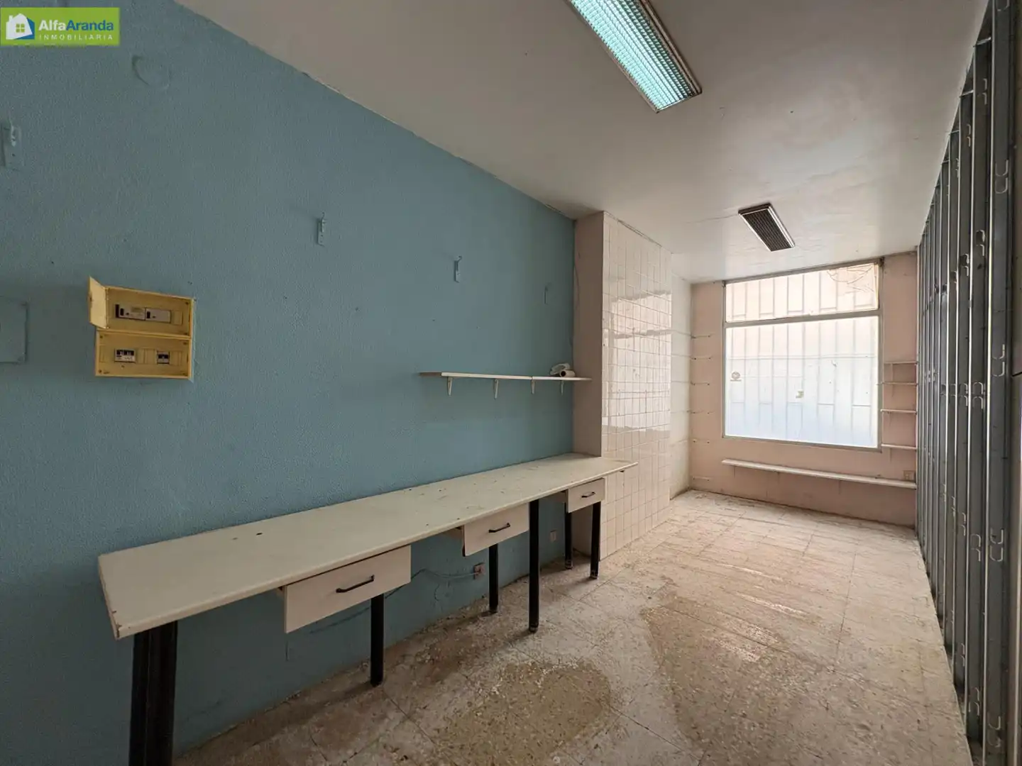 Business premises for sale in Calle de Fernán González 28, imagen 4