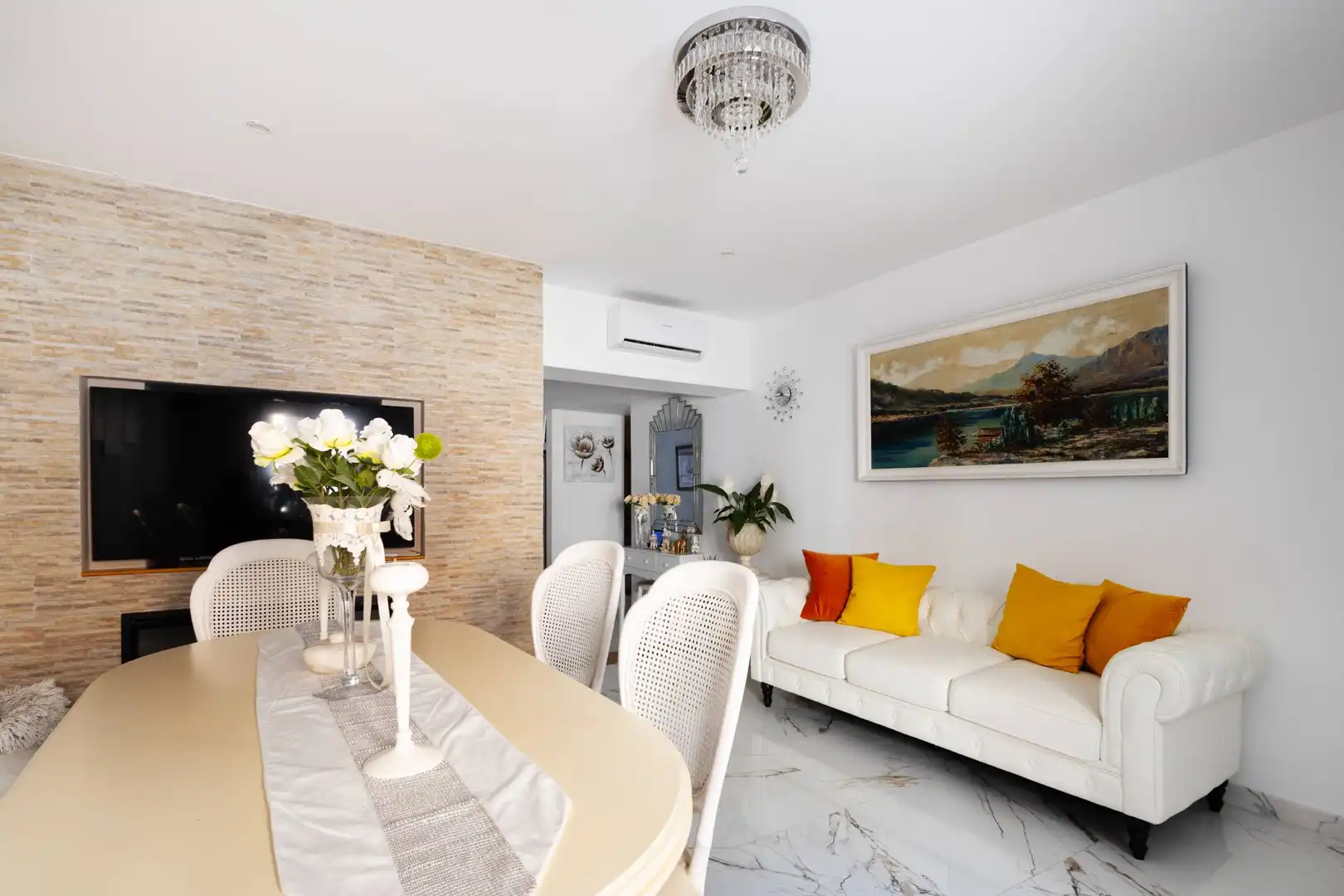 Sala de estar de Casa o chalet en venta en Sa Pobla con Aire acondicionado y Terraza