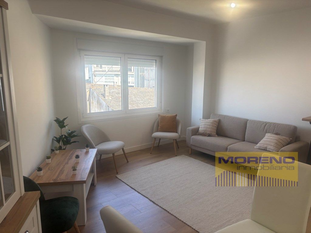 Sala d'estar de Pis en venda en Sarria