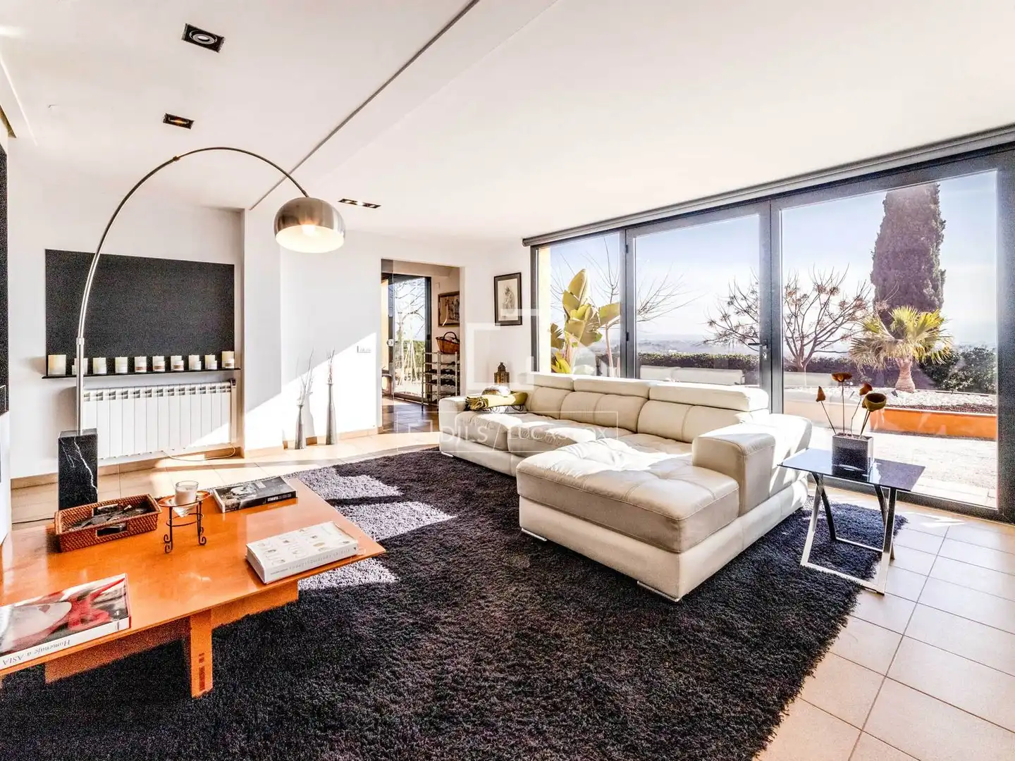 Sala de estar de Finca rústica en venta en Castellví de la Marca con Calefacción, Jardín privado y Terraza