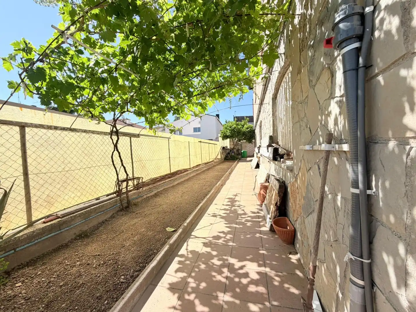 Exterior view of Houses for sale in Terrassa  with Air Conditioner, Heating and Terrace