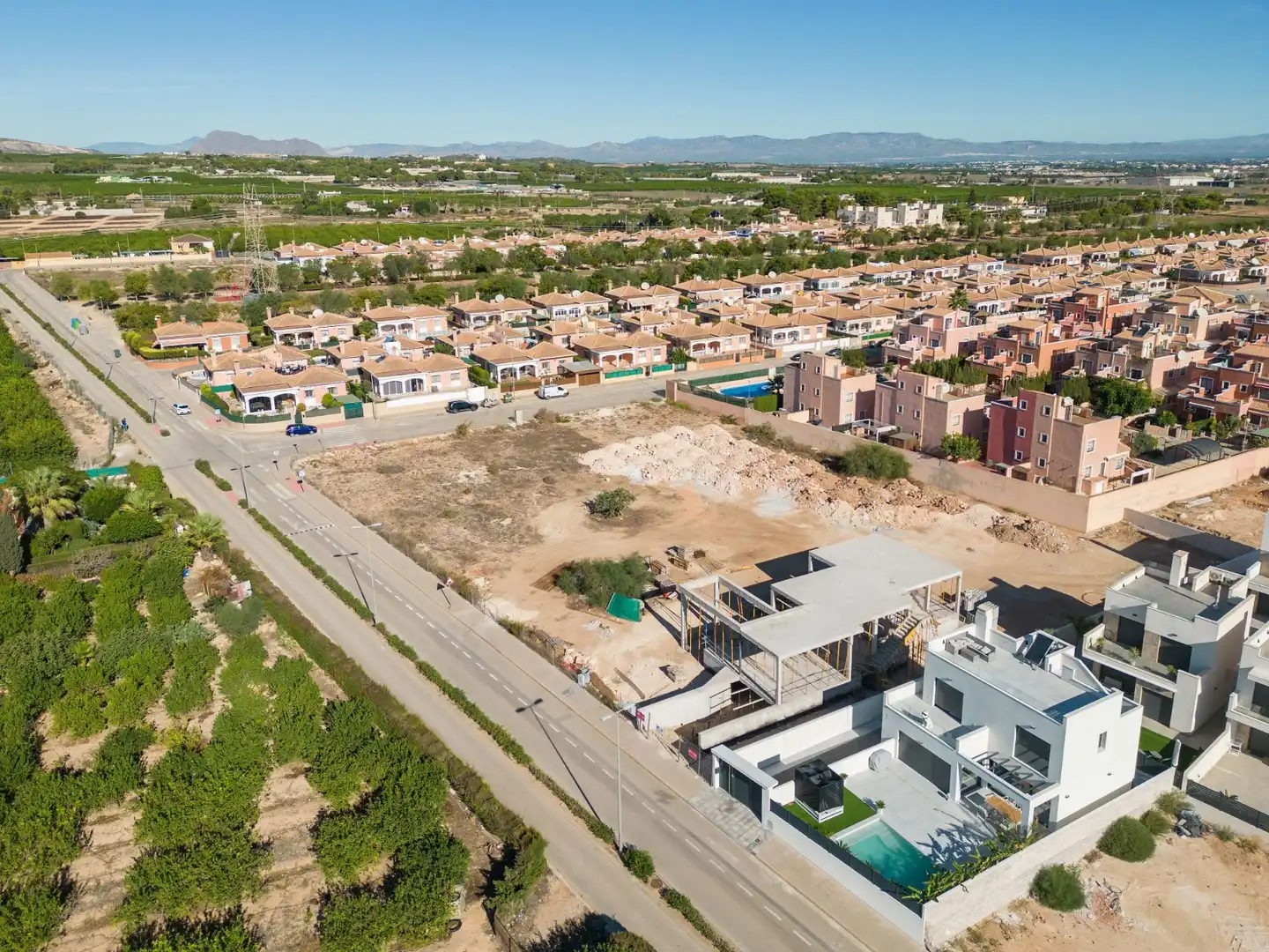 Casa con piscina en venta en Los Montesinos, imagen 3