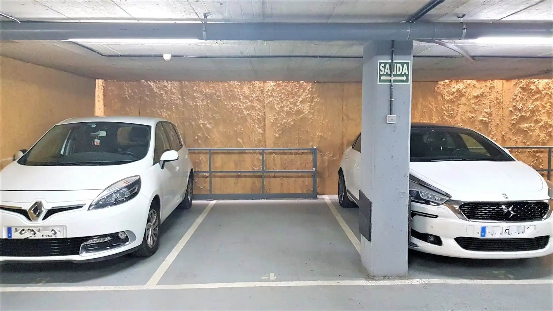 Parking of Garage for rent in Barcelona