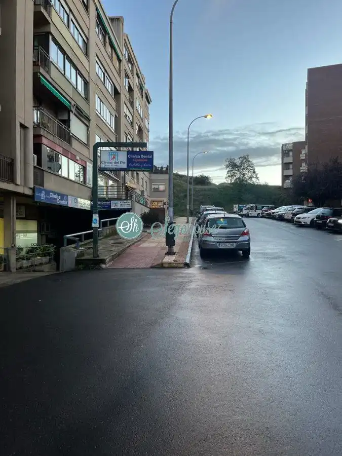 Aparcament de lloguer a Ezequiel González - Conde de Sepúlveda, imagen 4