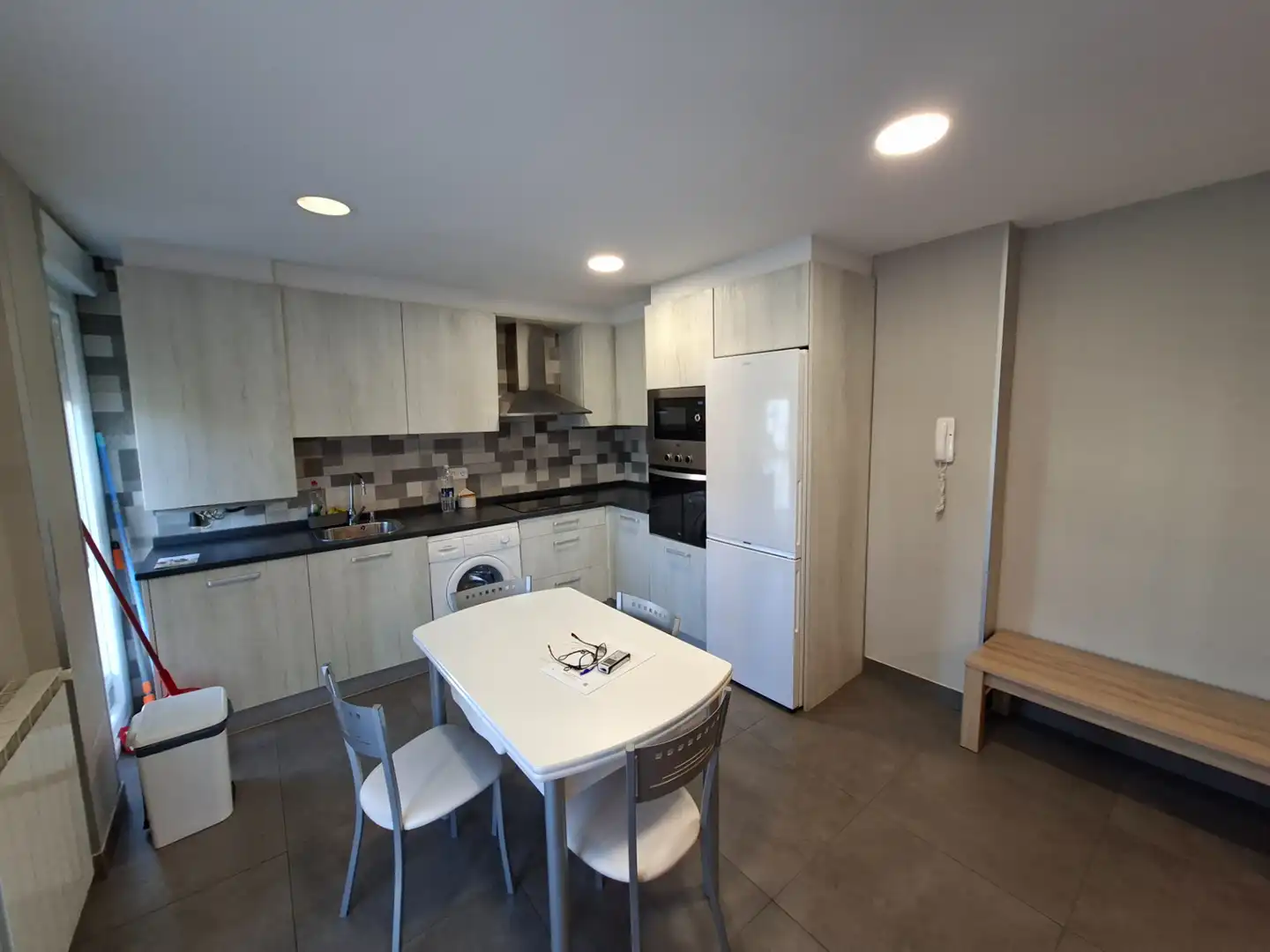 Kitchen of Flat for sale in Irun   with Heating, Furnished and Oven