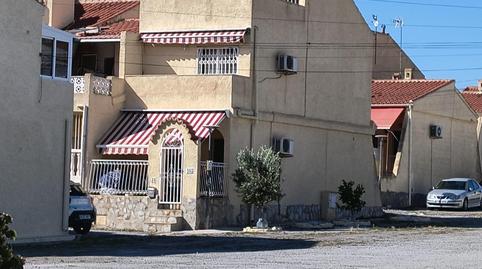 Foto 2 de Casa adosada en venda a San Fulgencio, Alicante