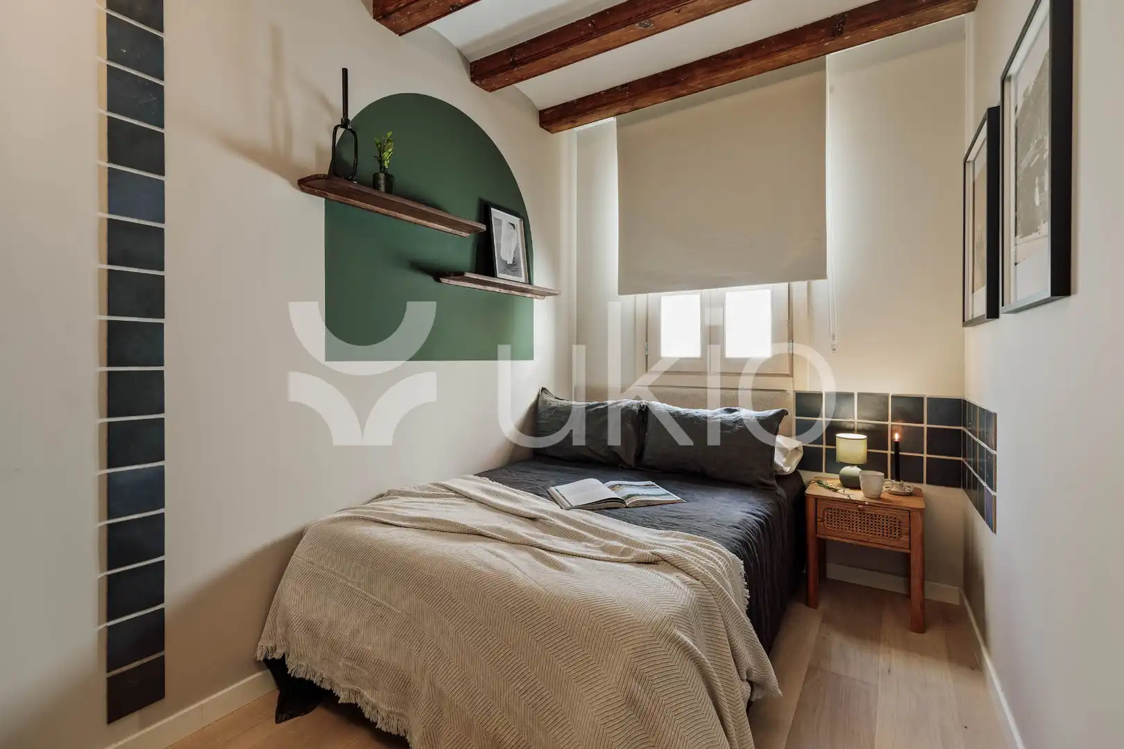 Apartamento con balcón en alquiler en Carrer del Portal Nou, imagen 19
