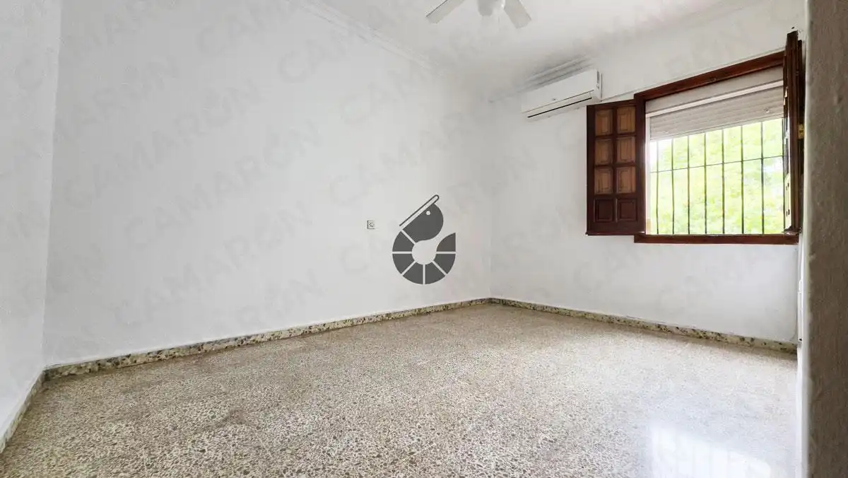 Casa con piscina en venta en Palomares del Río, imagen 9