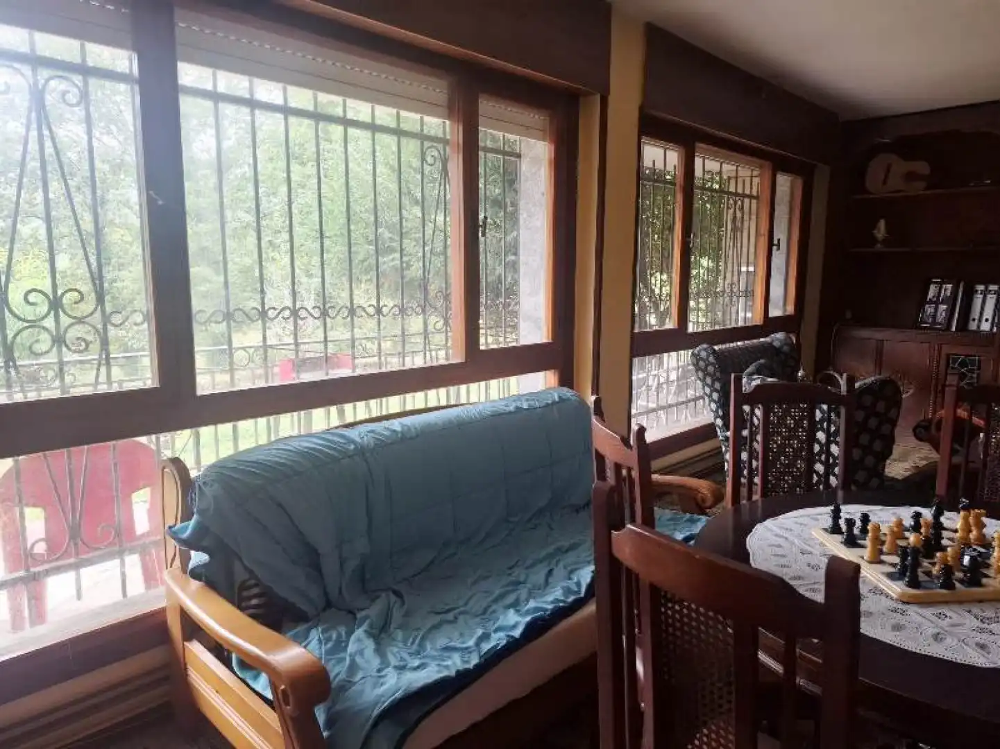 Sala de estar de Casa o chalet en venta en Los Tojos  con Calefacción y Parquet